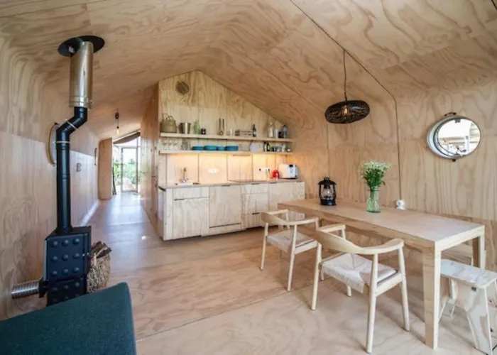 Te Huur 15 Feb Tot 15 Mrt Voor Tweeduizend Euro Vier Weken