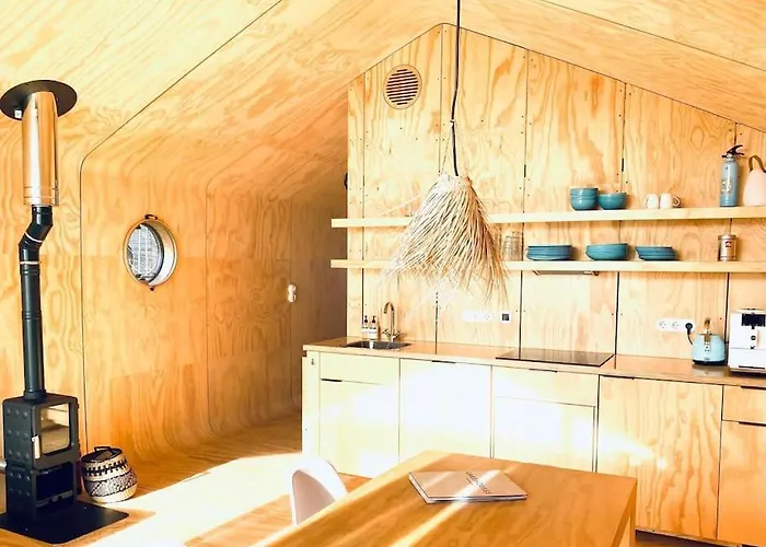 Te Huur 15 Feb Tot 15 Mrt Voor Tweeduizend Euro Vier Weken