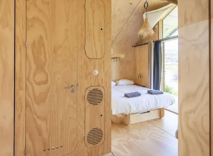 Te Huur 15 Feb Tot 15 Mrt Voor Tweeduizend Euro Vier Weken * Zevenhuizen (Kaag en Braassem)